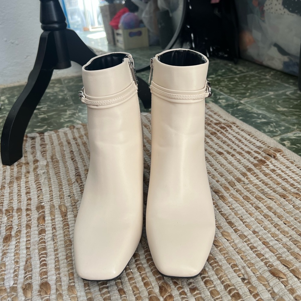 Unisa Ankle Boots